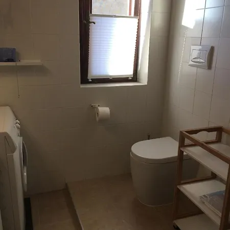 Ferienhaus In Mit Terrasse Und Grill Vakantiehuis *