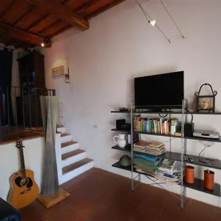 Vakantiehuis Ferienhaus In Mit Terrasse Und Grill Caldana