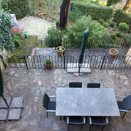 Ferienhaus In Mit Terrasse Und Grill Vakantiehuis *