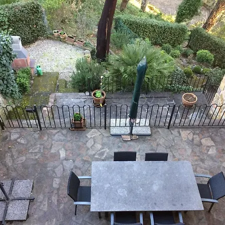 Ferienhaus In Mit Terrasse Und Grill Vakantiehuis Caldana